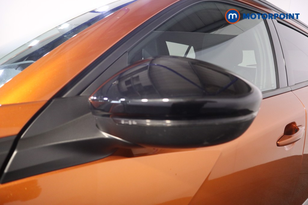 Peugeot 2008 Allure Premium-Plus Manual Petrol SUV - Stock Number (1561060) - 22nd supplementary image