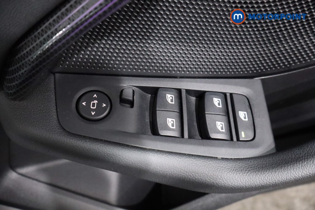 BMW 1 Series Sport Automatic Petrol Hatchback - Stock Number (1561326) - 19th supplementary image