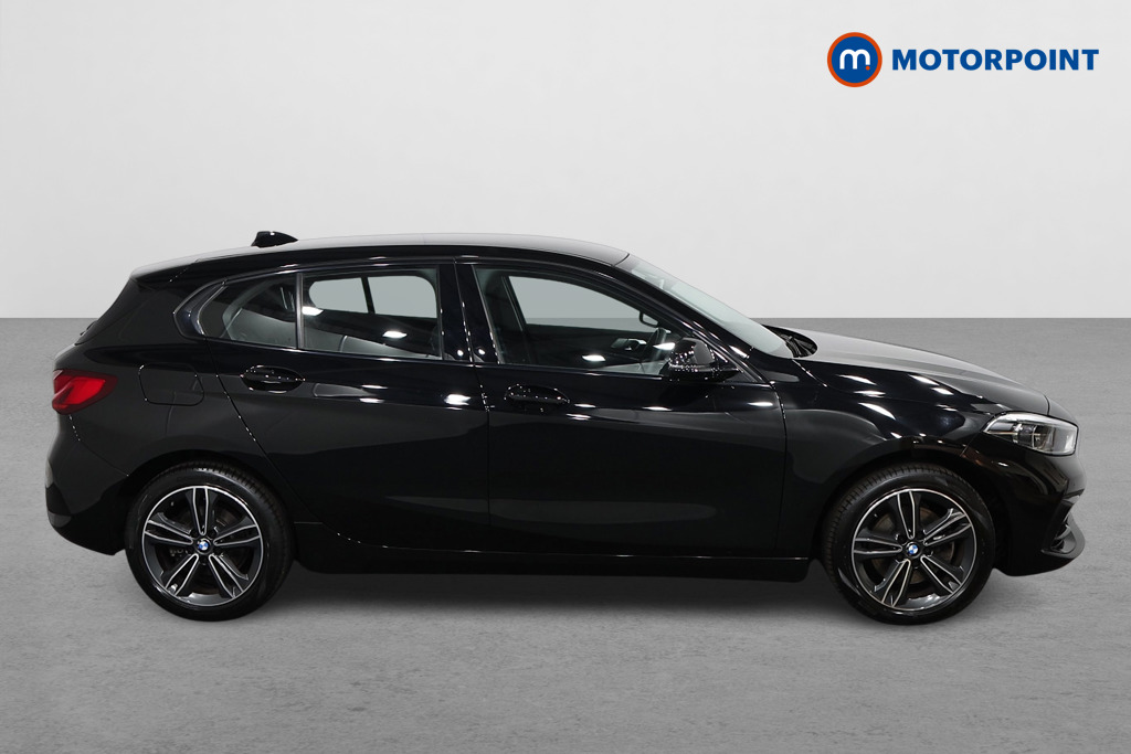 BMW 1 Series Sport Automatic Petrol Hatchback - Stock Number (1561326) - Drivers side