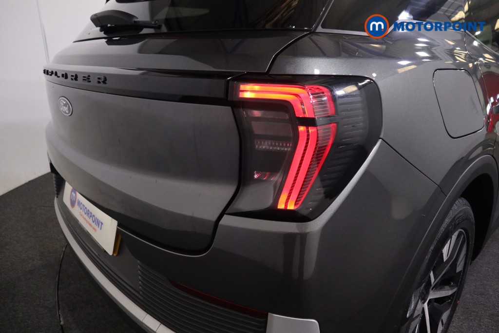 Ford Explorer Select Automatic Electric SUV - Stock Number (1561357) - 21st supplementary image
