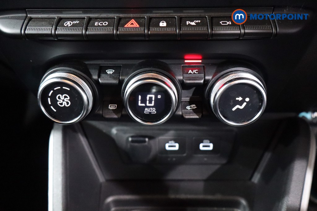 Dacia Duster Prestige Manual Petrol SUV - Stock Number (1561424) - 18th supplementary image