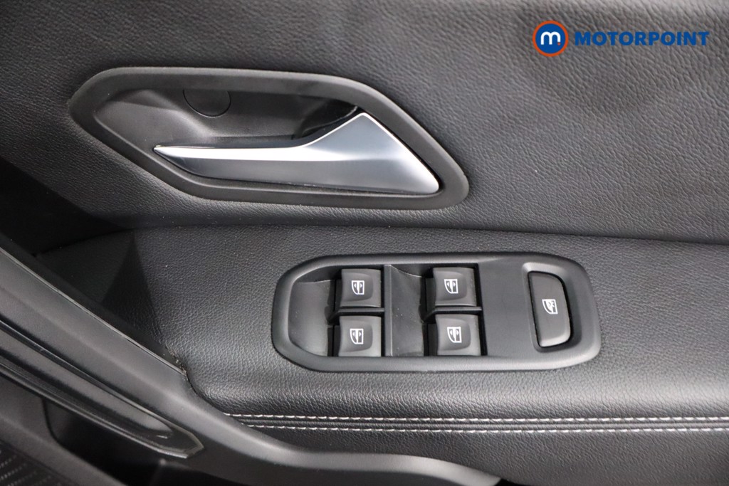 Dacia Duster Prestige Manual Petrol SUV - Stock Number (1561424) - 20th supplementary image