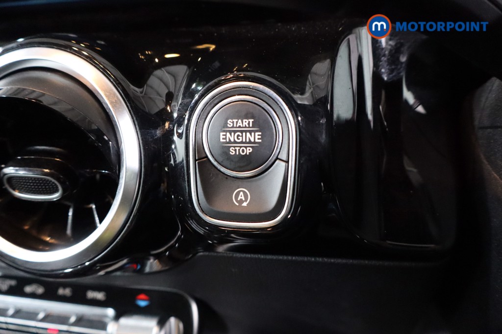 Mercedes-Benz GLA Sport Automatic Petrol SUV - Stock Number (1561526) - 13th supplementary image