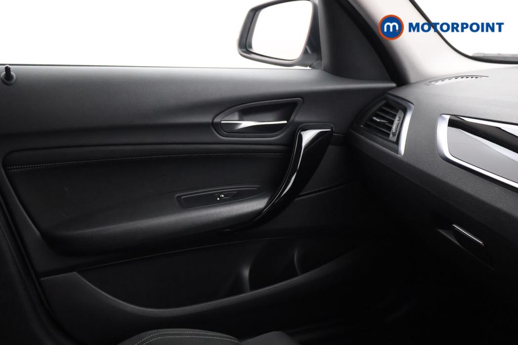 BMW 1 Series Sport Automatic Petrol Hatchback - Stock Number (1561762) - 7th supplementary image