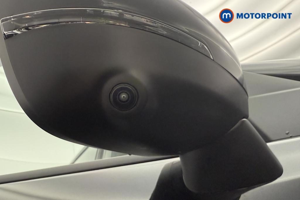Nissan Juke Tekna Manual Petrol SUV - Stock Number (1562817) - 9th supplementary image