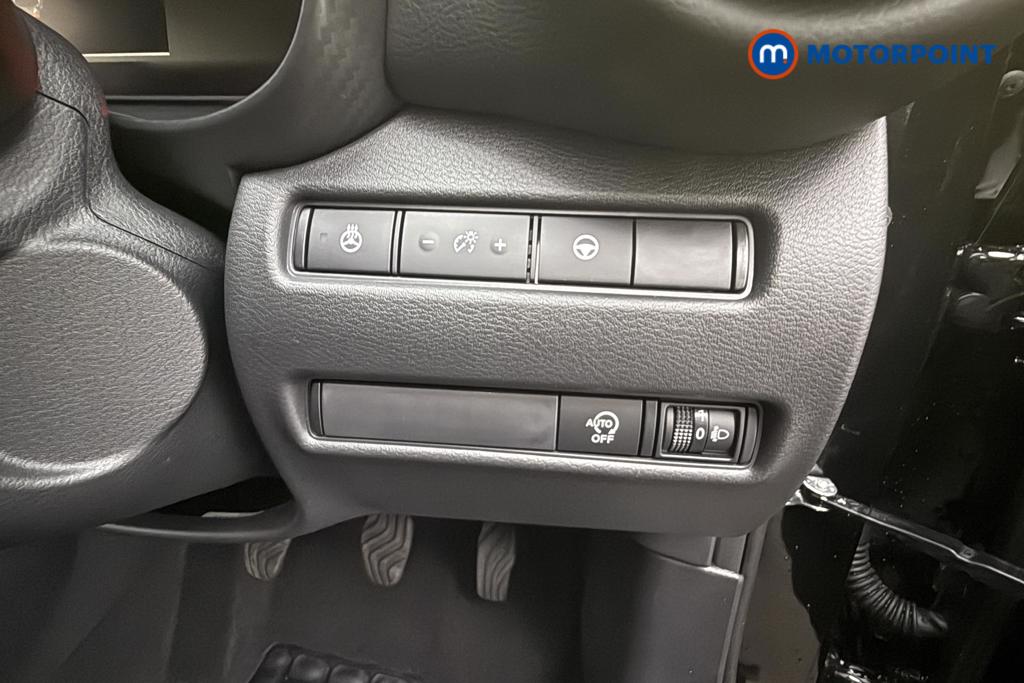 Nissan Juke Tekna Manual Petrol SUV - Stock Number (1562817) - 19th supplementary image