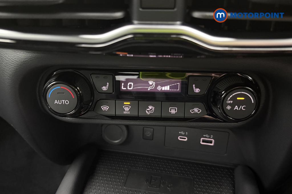Nissan Juke Tekna Manual Petrol SUV - Stock Number (1562817) - 25th supplementary image