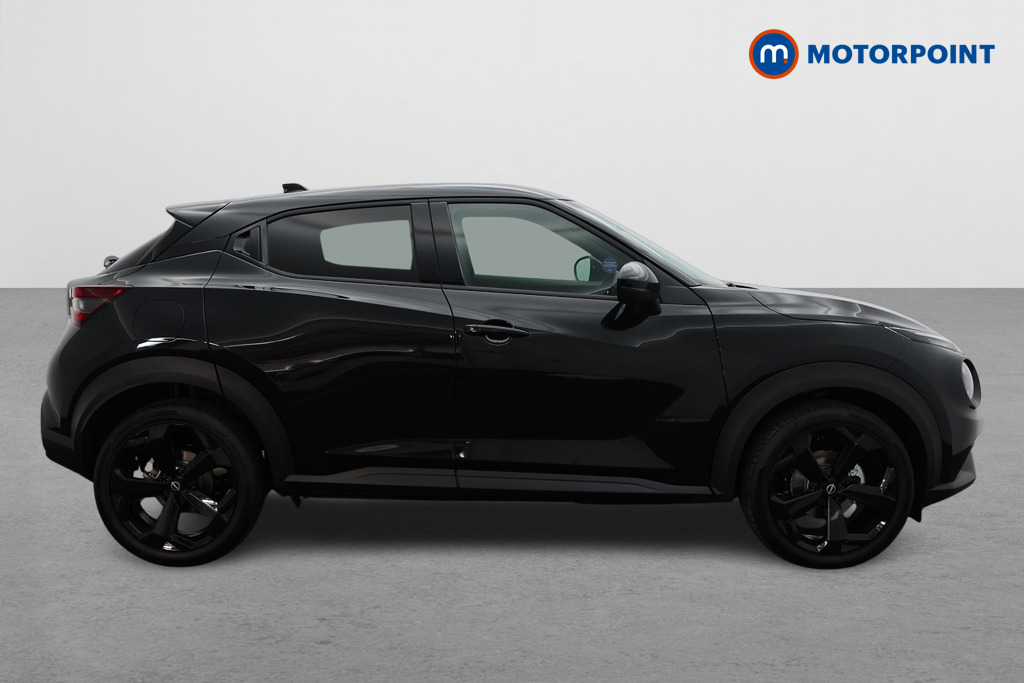Nissan Juke Tekna Manual Petrol SUV - Stock Number (1562817) - Drivers side