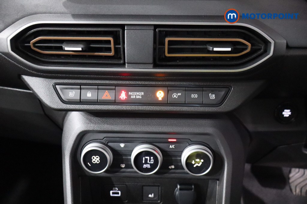 Dacia Sandero Stepway Extreme Automatic Petrol Hatchback - Stock Number (1562831) - 16th supplementary image