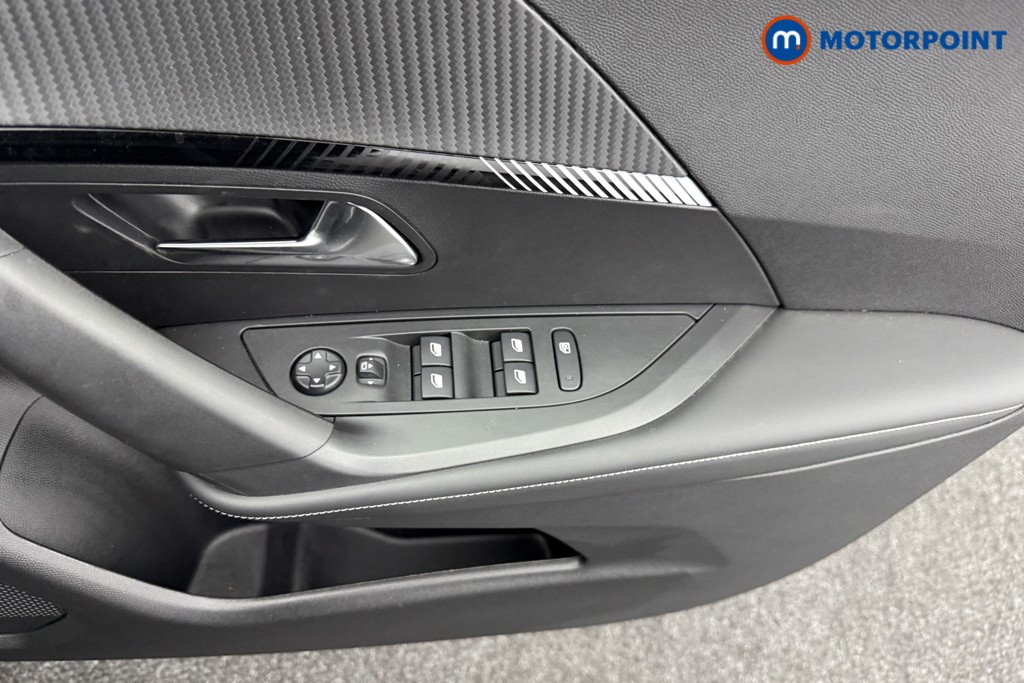 Peugeot 2008 Allure Manual Petrol SUV - Stock Number (1562882) - 13th supplementary image