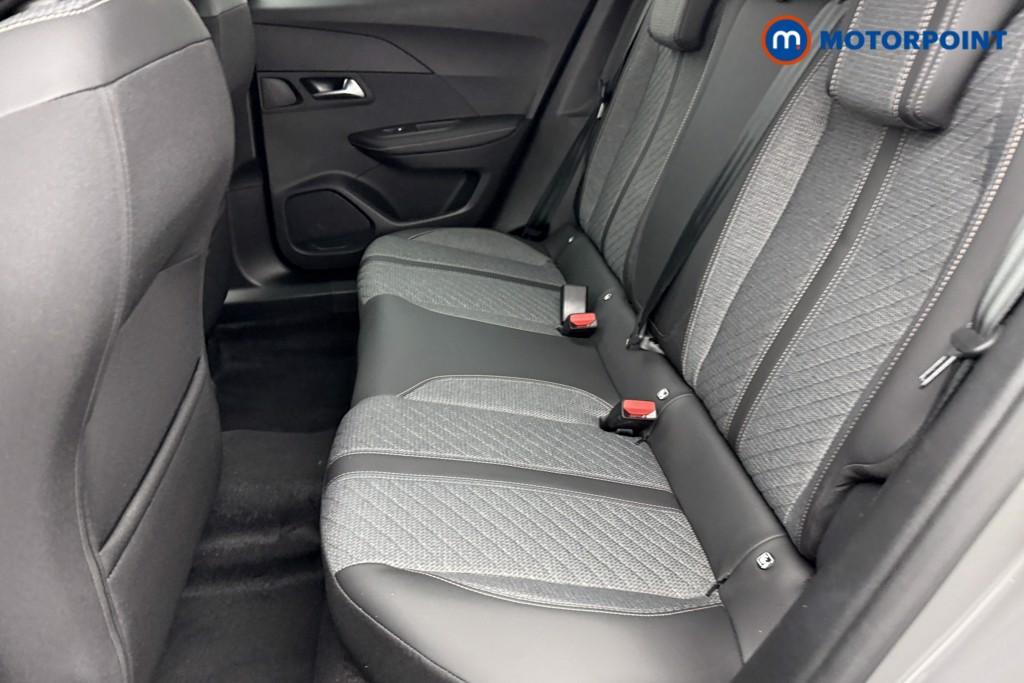 Peugeot 2008 Allure Manual Petrol SUV - Stock Number (1562882) - 20th supplementary image