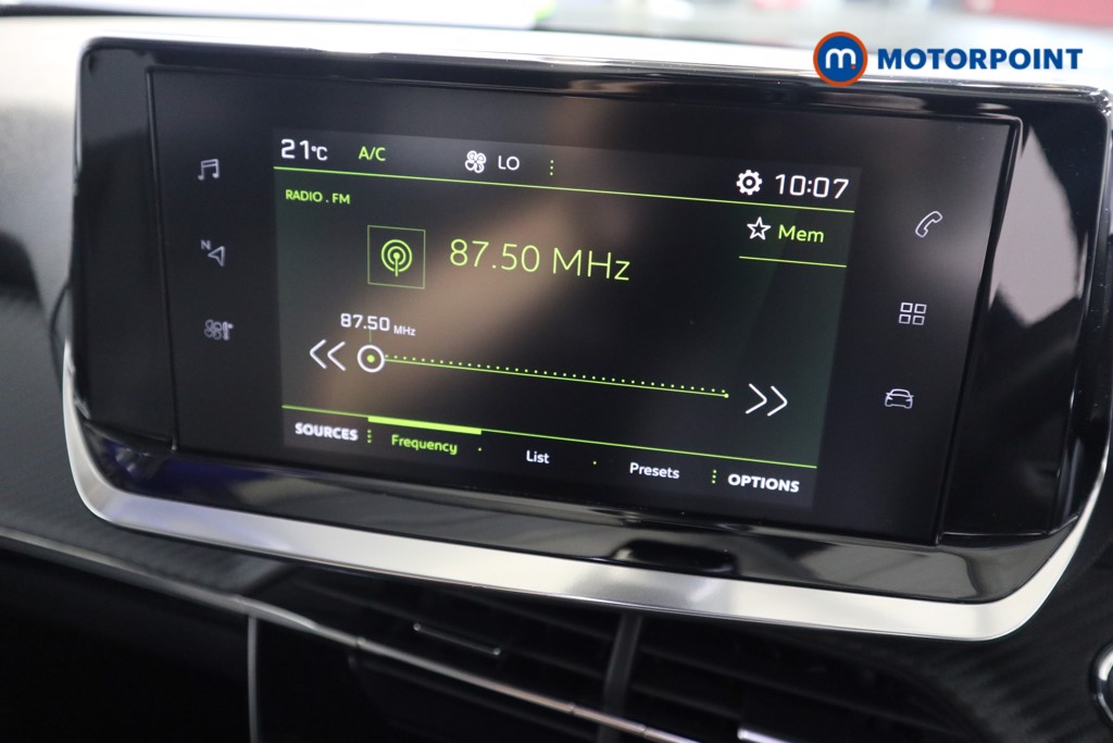 Peugeot 2008 Allure Premium Automatic Petrol SUV - Stock Number (1563257) - 6th supplementary image