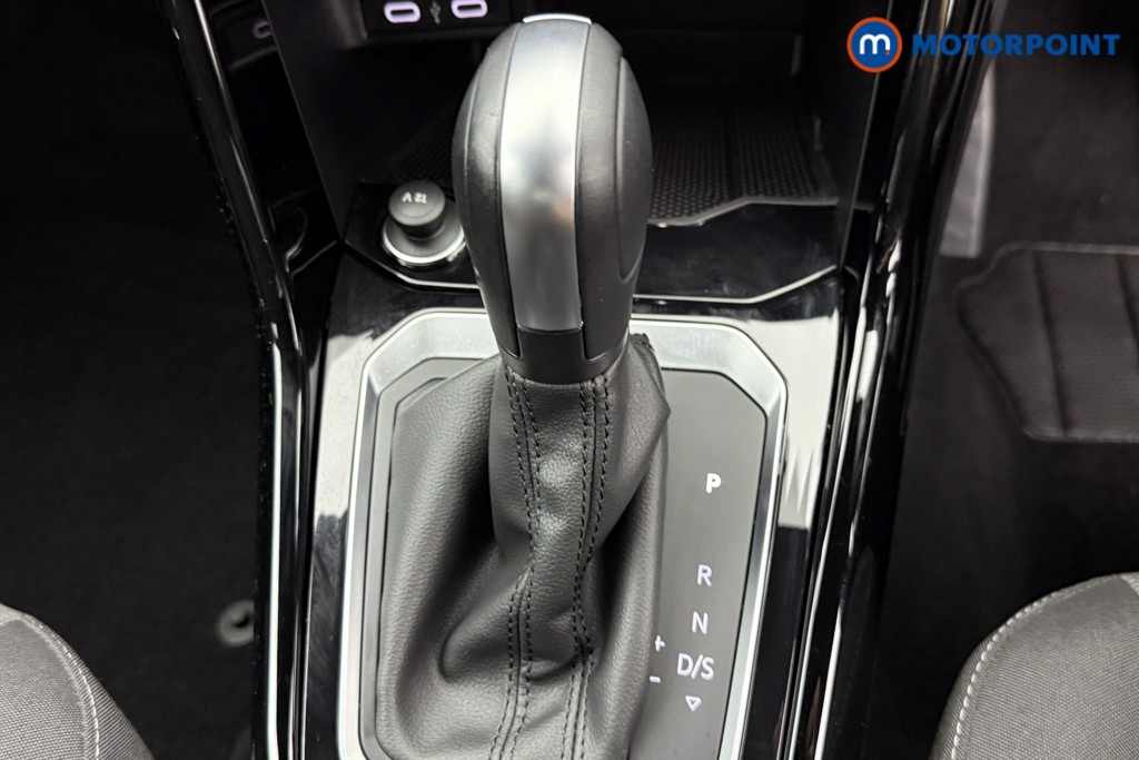 Volkswagen T-Roc Black Edition Automatic Petrol SUV - Stock Number (1563447) - 13th supplementary image
