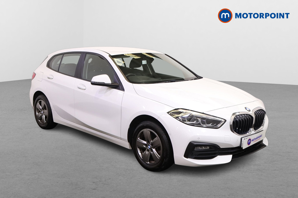 BMW 1 Series SE Automatic Petrol Hatchback - Stock Number (1563479) - Drivers side front corner