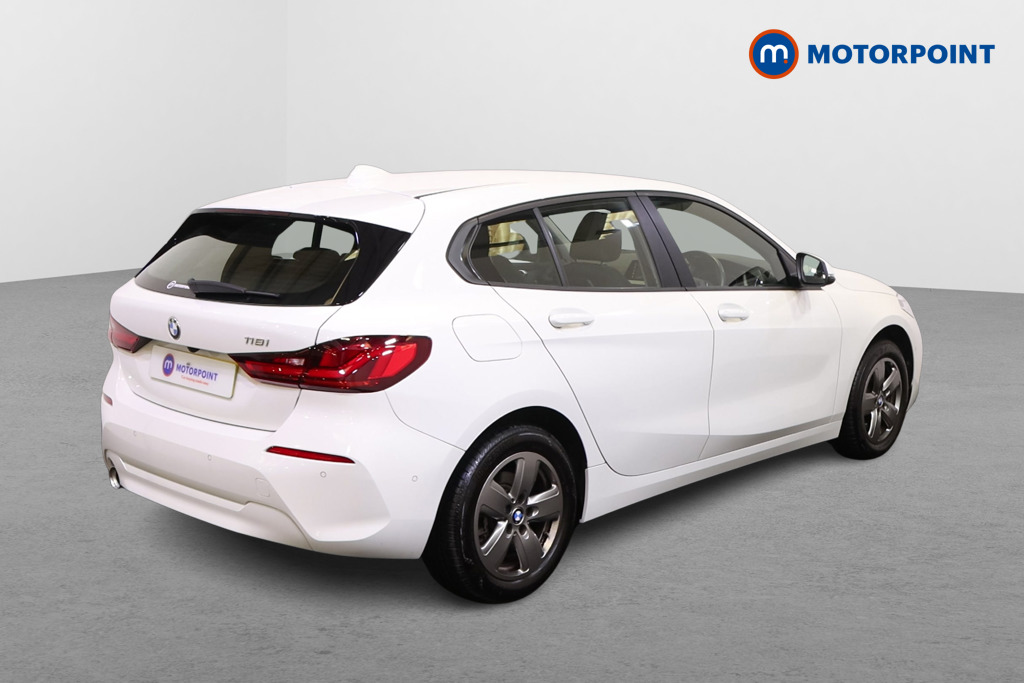 BMW 1 Series SE Automatic Petrol Hatchback - Stock Number (1563479) - Drivers side rear corner