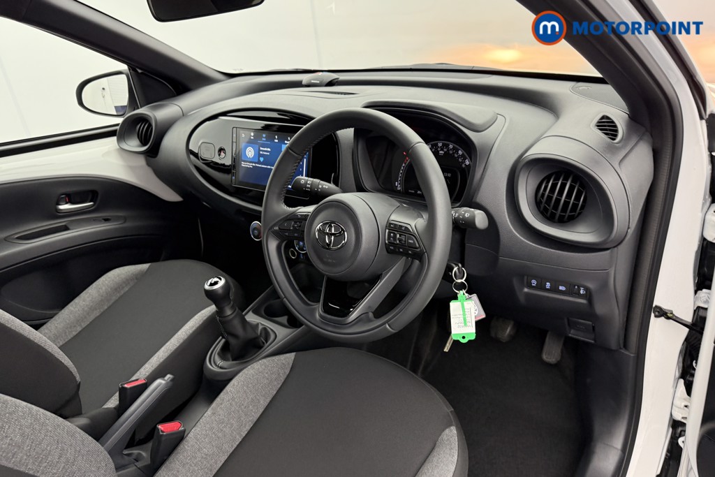 Toyota Aygo X Pure Manual Petrol Hatchback - Stock Number (1563532) - 3rd supplementary image