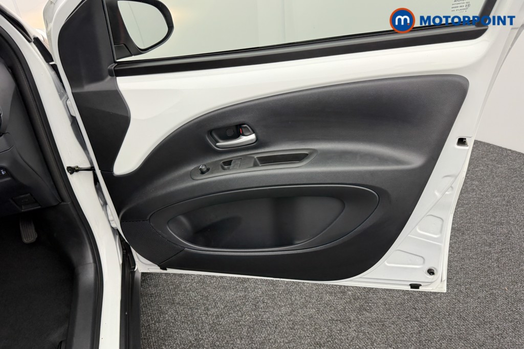 Toyota Aygo X Pure Manual Petrol Hatchback - Stock Number (1563532) - 13th supplementary image