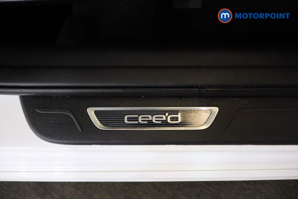 KIA Ceed Gt-Line S Automatic Diesel Hatchback - Stock Number (1537243) - 20th supplementary image