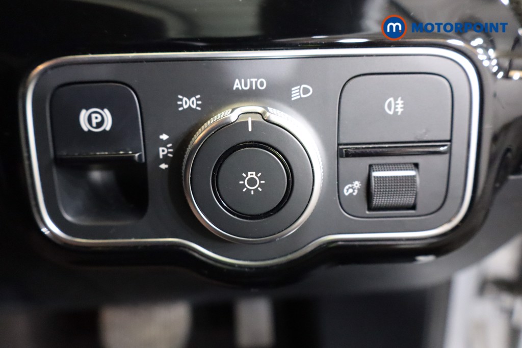 Mercedes-Benz A Class Sport Automatic Petrol Saloon - Stock Number (1549126) - 15th supplementary image