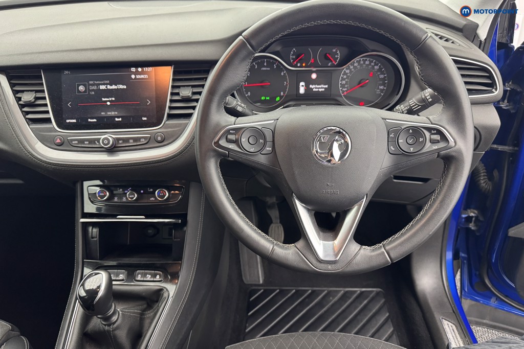 Vauxhall Grandland X Griffin Manual Petrol SUV - Stock Number (1554529) - 1st supplementary image