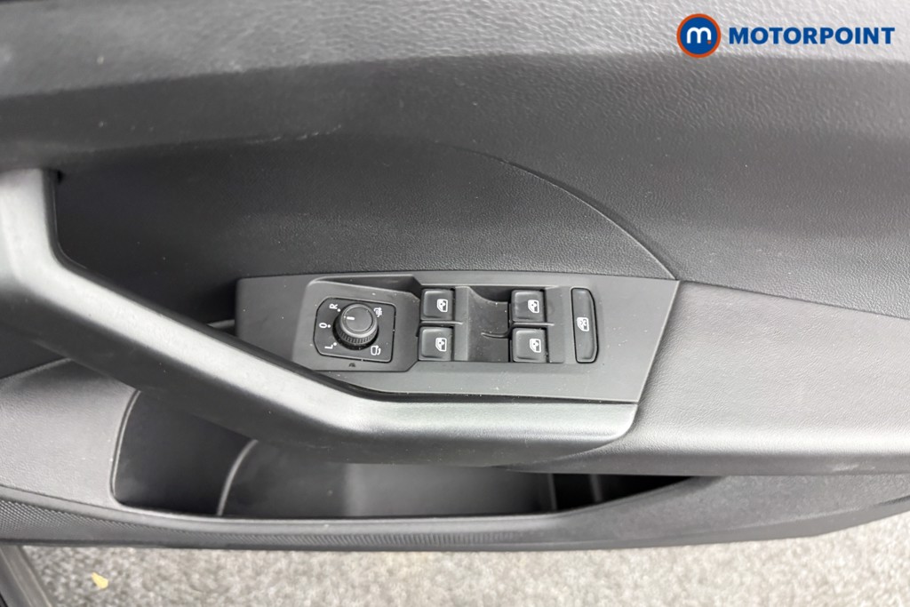 Volkswagen T-Cross Se Edition Manual Petrol SUV - Stock Number (1554862) - 17th supplementary image