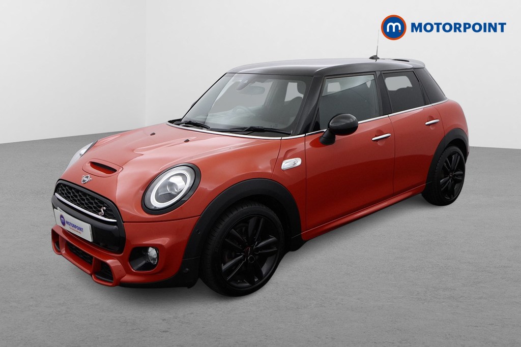 Mini Hatchback Cooper S Sport Manual Petrol Hatchback - Stock Number (1555658) - Passenger side front corner