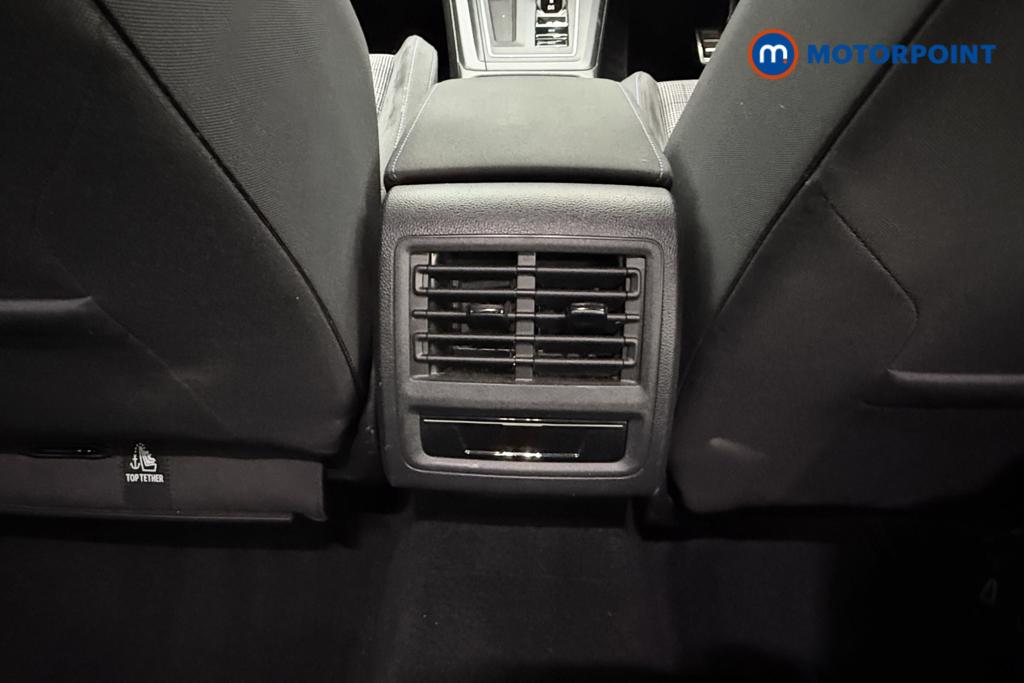 Volkswagen Golf GTE Automatic Petrol Plug-In Hybrid Hatchback - Stock Number (1555678) - 20th supplementary image