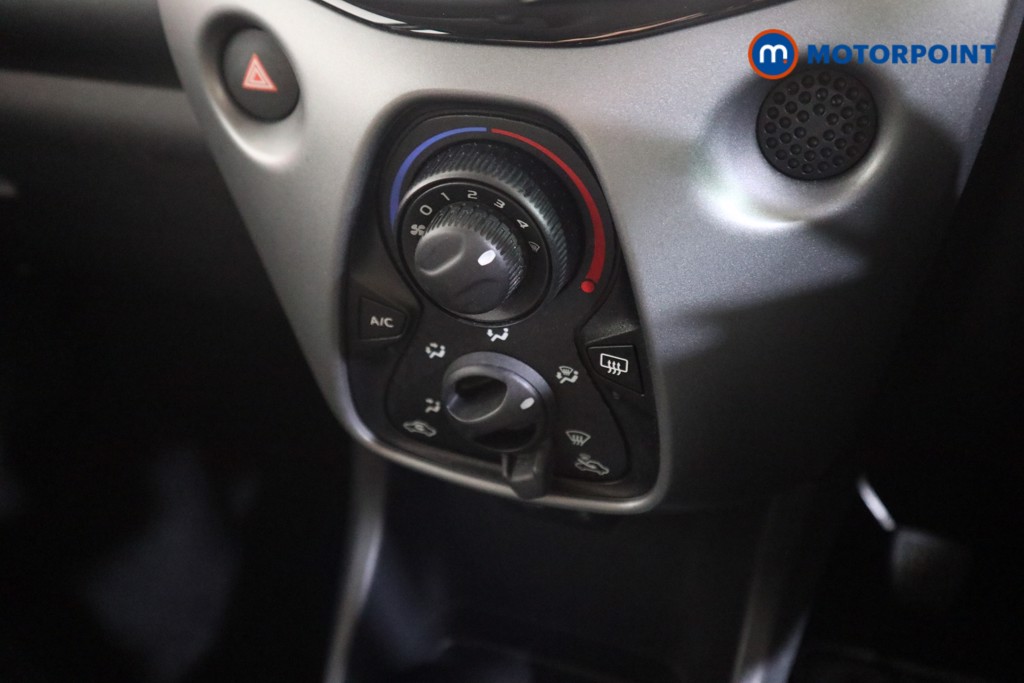 Toyota Aygo X-Play Manual Petrol Hatchback - Stock Number (1555908) - 7th supplementary image