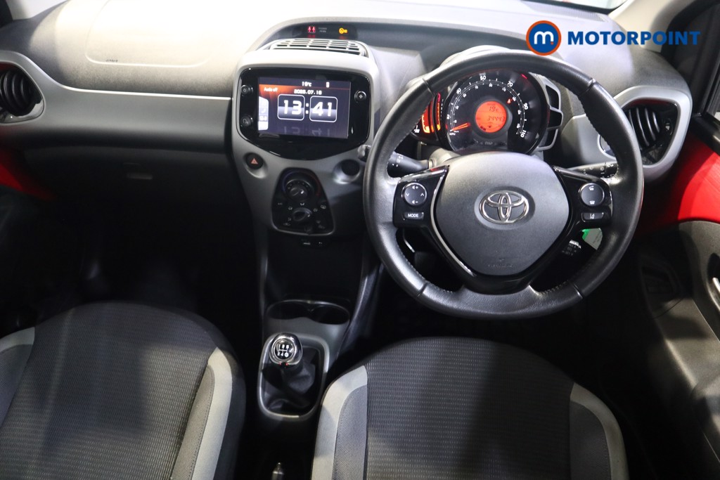 Toyota Aygo X-Play Manual Petrol Hatchback - Stock Number (1555908) - 1st supplementary image