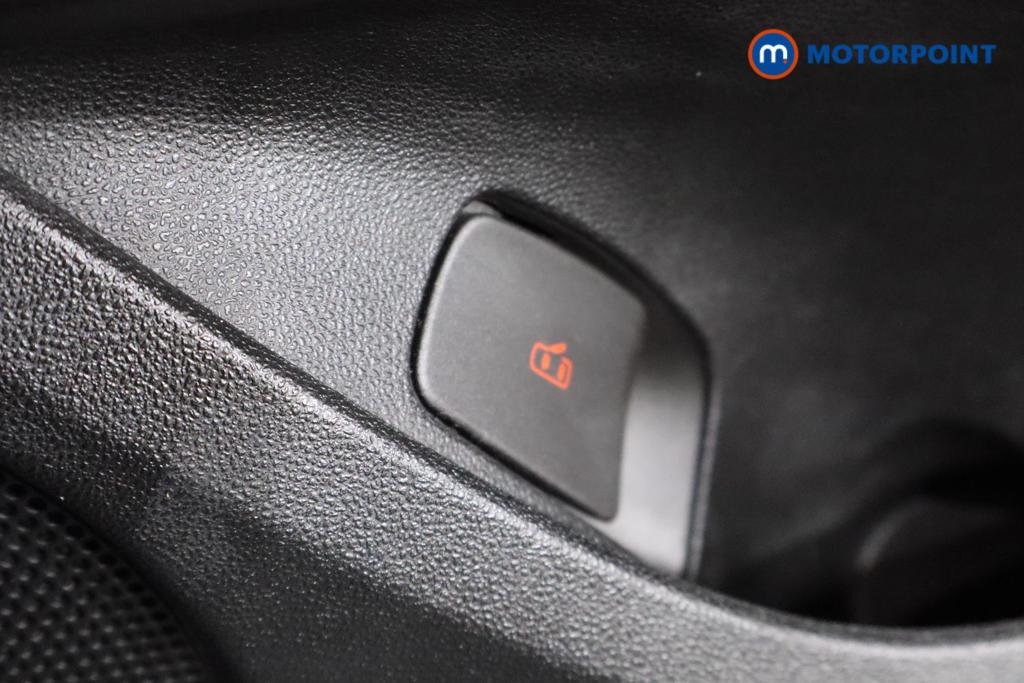 Fiat 500 Icon Automatic Electric Hatchback - Stock Number (1556160) - 10th supplementary image