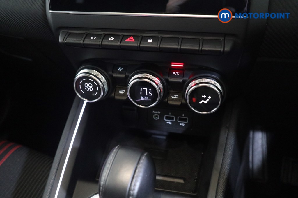 Renault Clio Rs Line Automatic Petrol-Electric Hybrid Hatchback - Stock Number (1556178) - 8th supplementary image