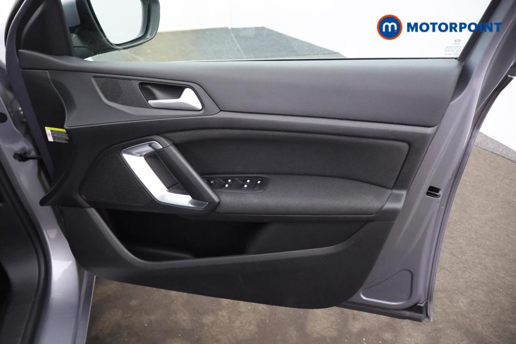Peugeot 308 Allure Automatic Petrol Estate - Stock Number (1556618) - 8th supplementary image
