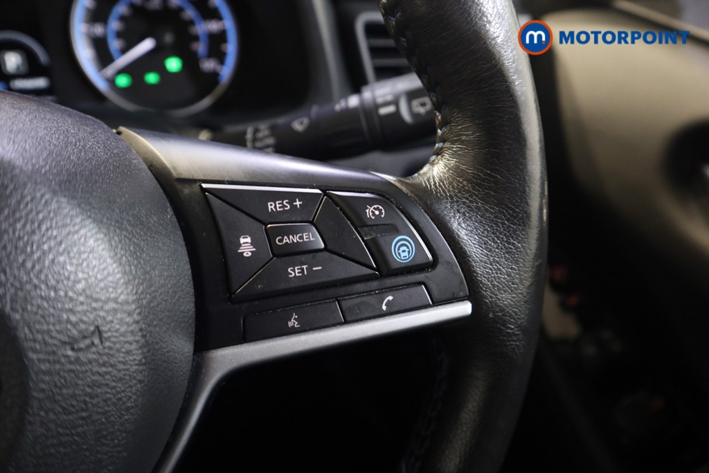 Nissan Leaf Tekna Automatic Electric Hatchback - Stock Number (1556934) - 4th supplementary image