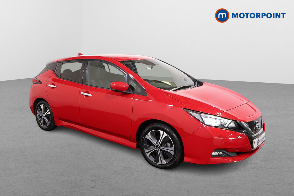 Nissan Leaf Tekna Automatic Electric Hatchback - Stock Number (1556934) - Drivers side front corner