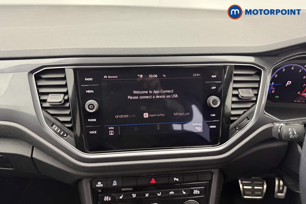 Volkswagen T-Roc R-Line Automatic Petrol SUV - Stock Number (1557163) - 2nd supplementary image
