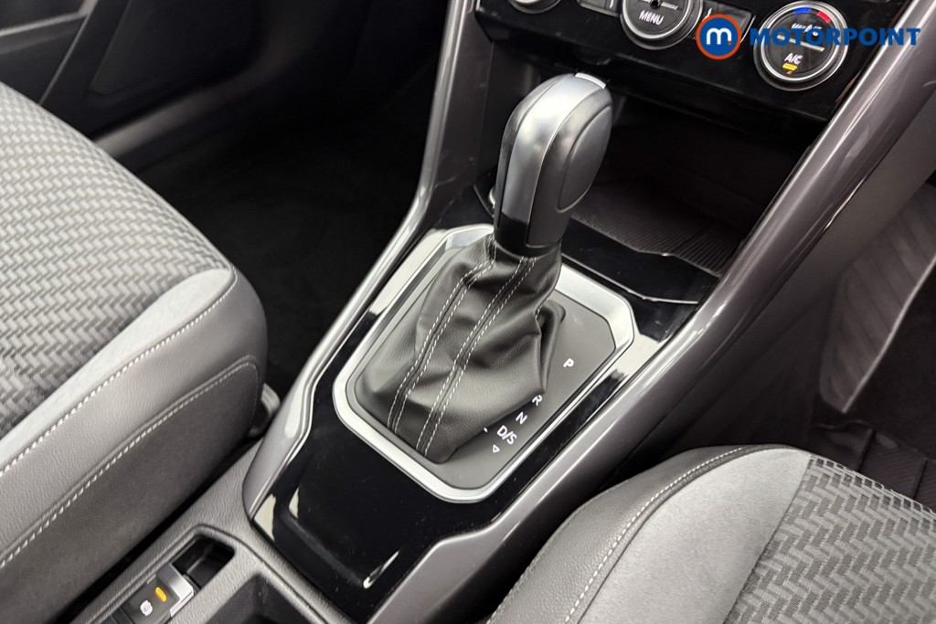 Volkswagen T-Roc R-Line Automatic Petrol SUV - Stock Number (1557163) - 13th supplementary image