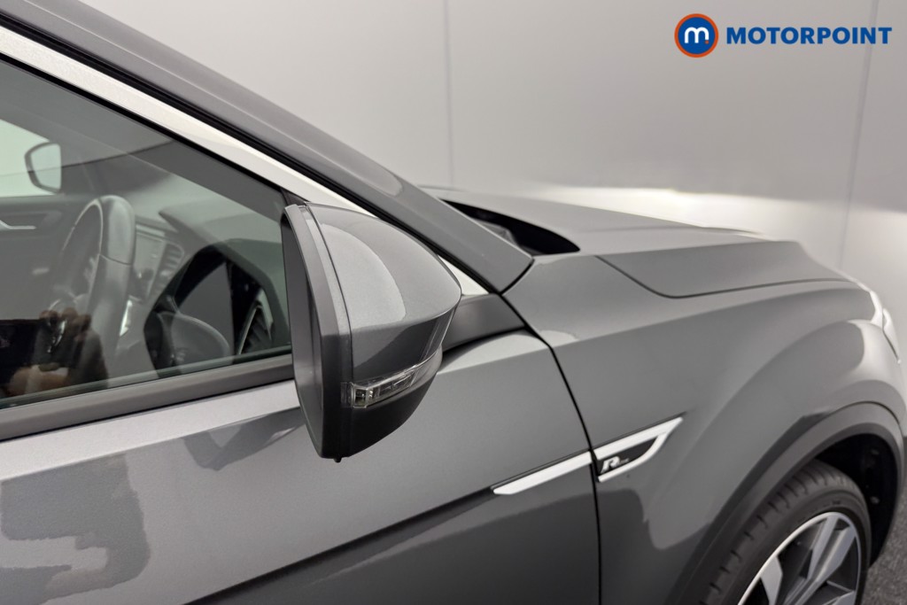 Volkswagen T-Roc R-Line Automatic Petrol SUV - Stock Number (1557163) - 19th supplementary image