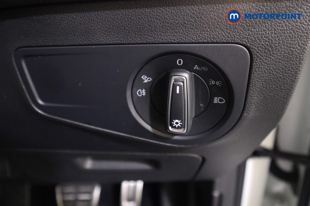 Volkswagen Tiguan R-Line Automatic Petrol SUV - Stock Number (1557544) - 9th supplementary image