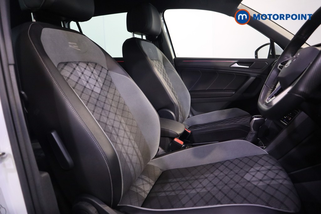 Volkswagen Tiguan R-Line Automatic Petrol SUV - Stock Number (1557544) - 12th supplementary image