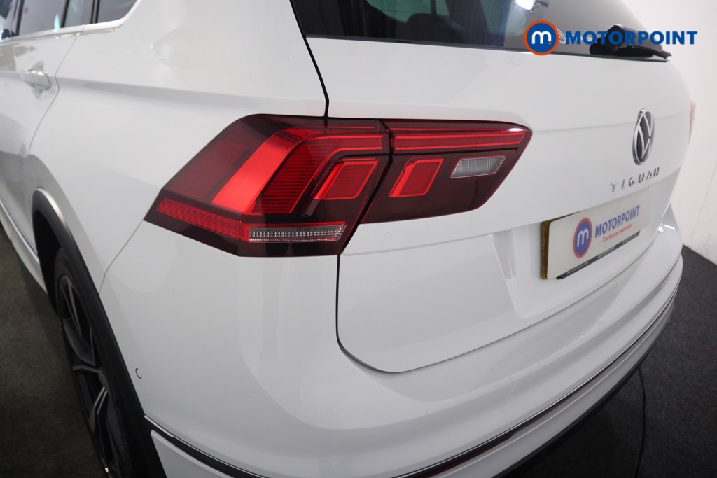 Volkswagen Tiguan R-Line Automatic Petrol SUV - Stock Number (1557544) - 20th supplementary image