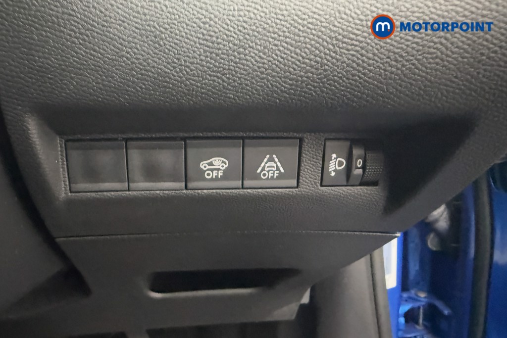 Peugeot 2008 Allure Premium Automatic Electric SUV - Stock Number (1557773) - 15th supplementary image