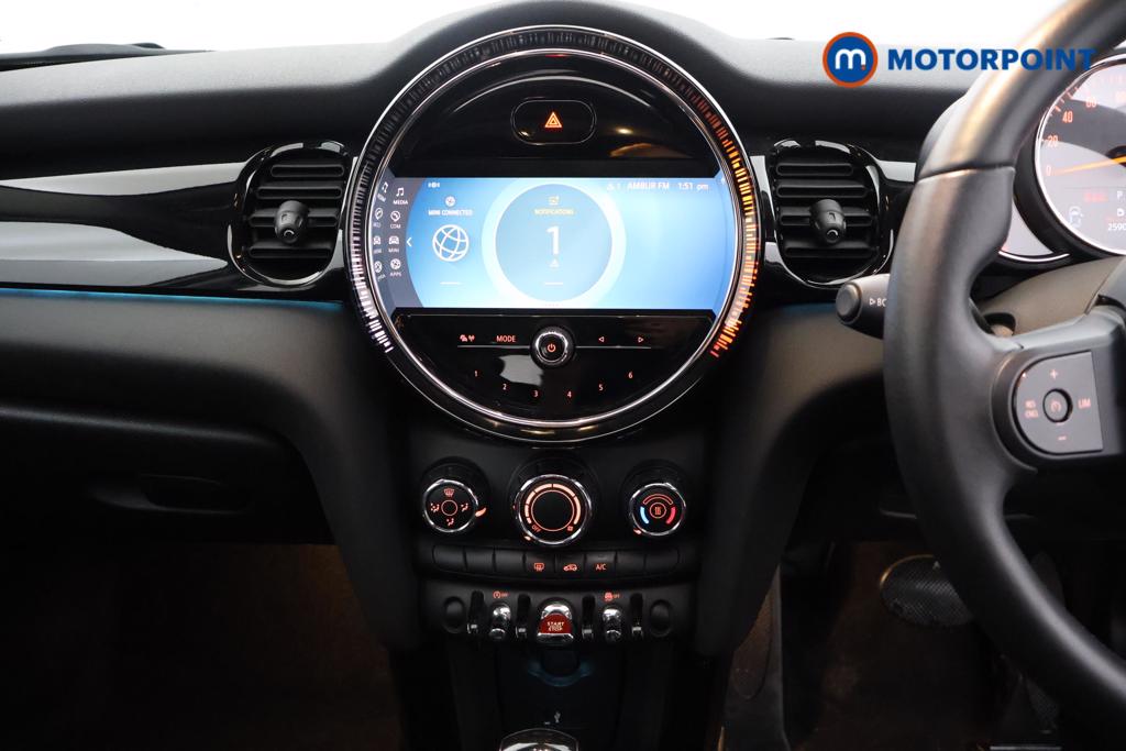 Mini Hatchback Cooper Classic Automatic Petrol Hatchback - Stock Number (1558043) - 5th supplementary image