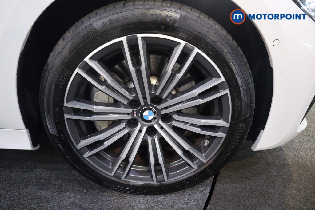 BMW 3 Series M Sport Automatic Petrol Plug-In Hybrid Saloon - Stock Number (1558084) - 18th supplementary image