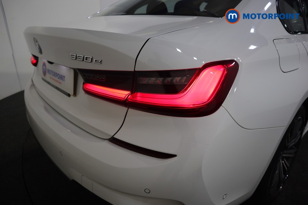 BMW 3 Series M Sport Automatic Petrol Plug-In Hybrid Saloon - Stock Number (1558084) - 24th supplementary image
