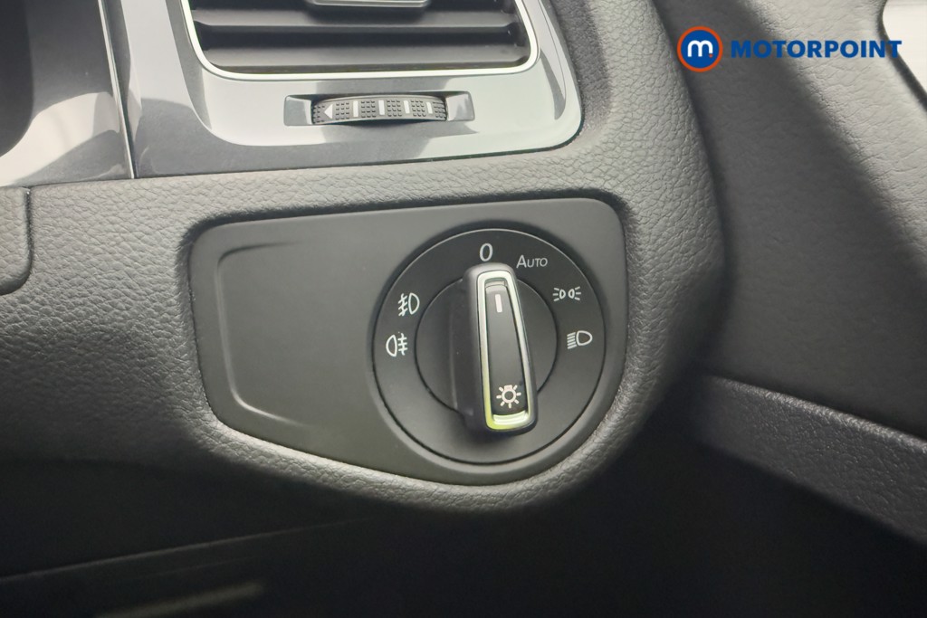 Volkswagen Golf SE Automatic Petrol Estate - Stock Number (1558104) - 24th supplementary image