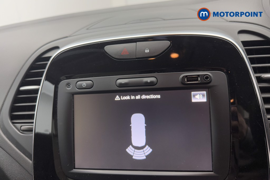 Renault Captur Iconic Automatic Petrol SUV - Stock Number (1558946) - 7th supplementary image