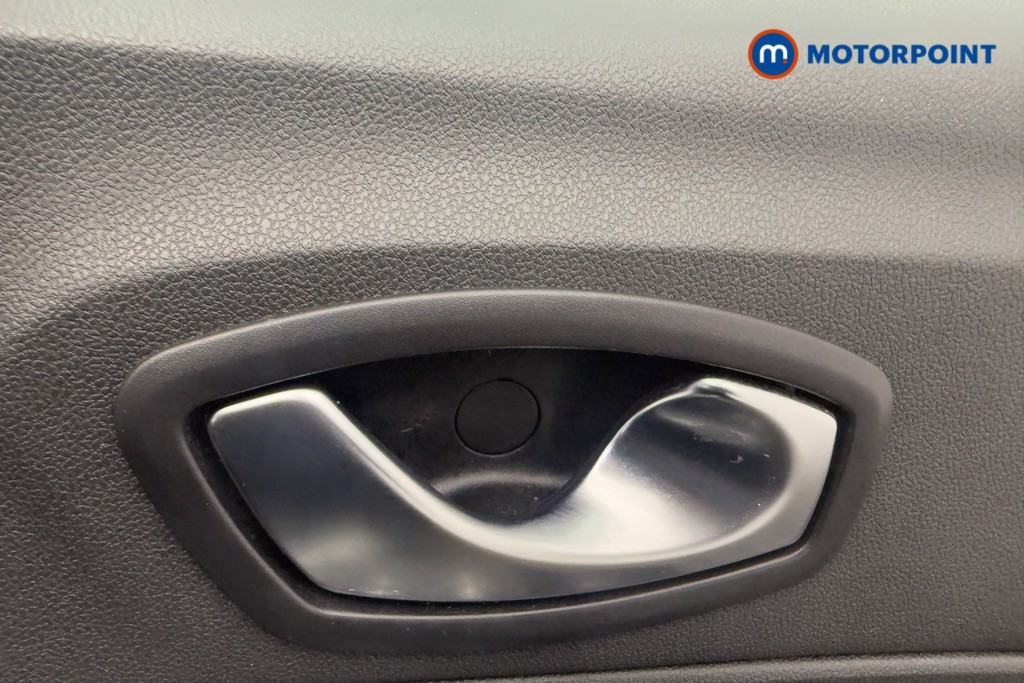 Renault Captur Iconic Automatic Petrol SUV - Stock Number (1558946) - 11th supplementary image