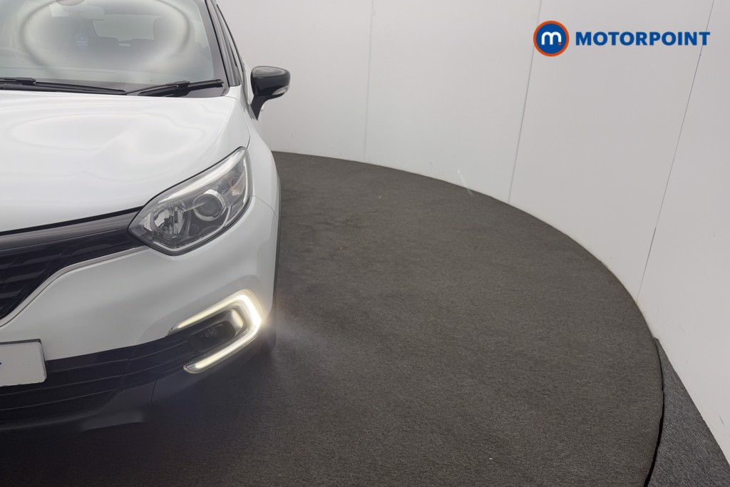 Renault Captur Iconic Automatic Petrol SUV - Stock Number (1558946) - 19th supplementary image