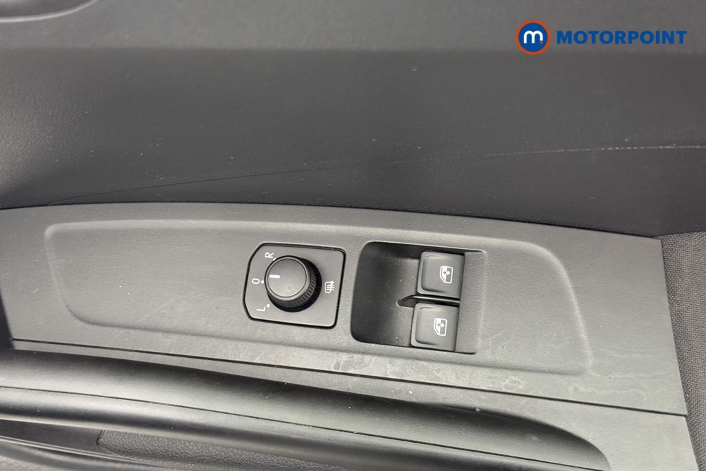 Skoda Fabia Colour Edition Automatic Petrol Hatchback - Stock Number (1559683) - 11th supplementary image