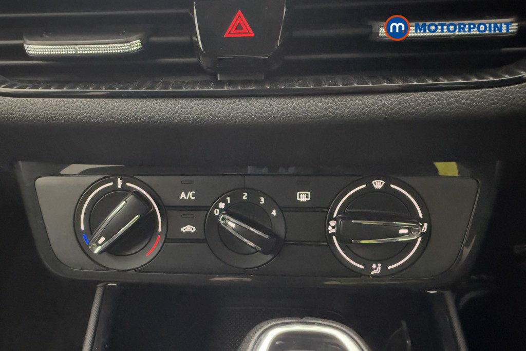 Skoda Fabia Colour Edition Automatic Petrol Hatchback - Stock Number (1559683) - 14th supplementary image